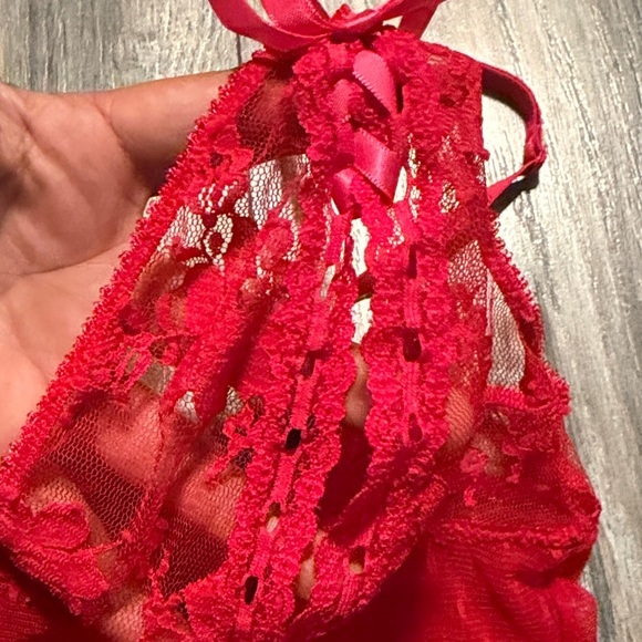 Victoria's Secret Red Lace Chemise - Picture 5 of 9